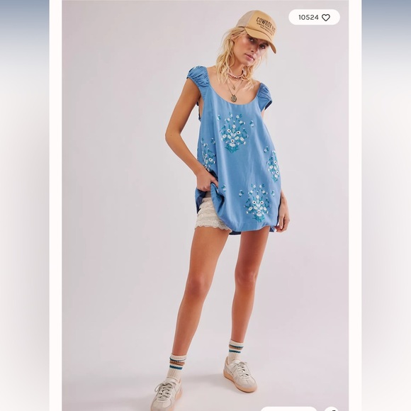 Free People Dresses & Skirts - Free People Wildflower Embroidered Mini Dress